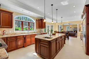 916 Valley Rd, Watchung, NJ 07069 - Photo 8