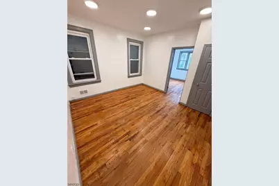 133 Mallory Ave, Jersey City, NJ 07304 - Photo 6