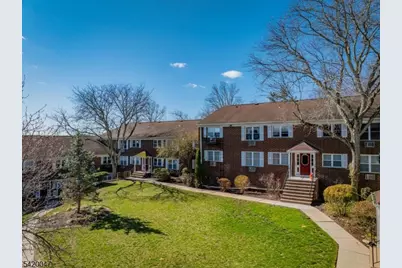 100 Pierson Miller Dr #22, Pompton Lakes, NJ 07442 - Photo 1