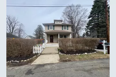 10 Governor Haines St, Hamburg, NJ 07419 - Photo 1