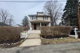 10 Governor Haines St, Hamburg, NJ 07419 - Photo 1