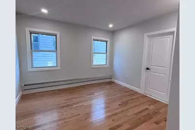 546 E 25th St #2, Paterson, NJ 07514 - Photo 6