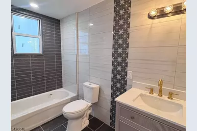 546 E 25th St #2, Paterson, NJ 07514 - Photo 8