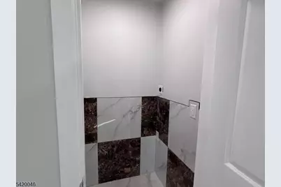 546 E 25th St #2, Paterson, NJ 07514 - Photo 10