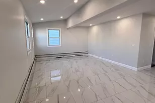 546 E 25th St, Paterson, NJ 07514 - Photo 2