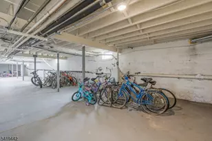 605 Grove St, Clifton, NJ 07013 - Photo 18