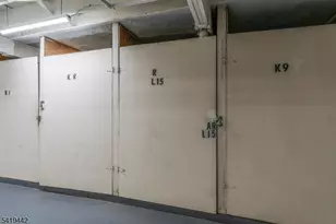 605 Grove St, Clifton, NJ 07013 - Photo 16