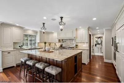 3 Denman Ct, Millburn Twp., NJ 07078 - Photo 14