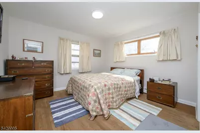 130 Jefferson Ave, Rahway, NJ 07065 - Photo 16