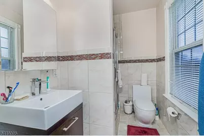 153 W Union Ave, Bound Brook, NJ 08805 - Photo 6