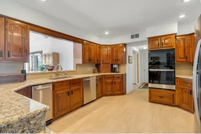 12 Laurel Hill, Rockaway Township, NJ 07435 - Photo 18