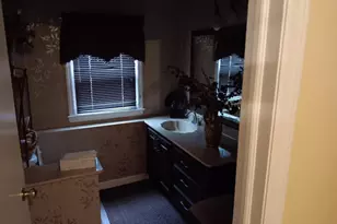 619 Monroe Ave, Plainfield, NJ 07063 - Photo 6