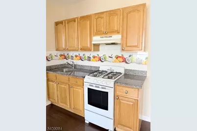 138 Elmora Ave #14, Elizabeth, NJ 07202 - Photo 2