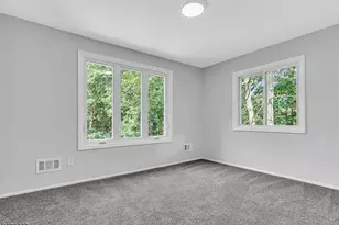 916 W Commodore Blvd, Jackson, NJ 08527 - Photo 16