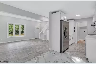 916 W Commodore Blvd, Jackson, NJ 08527 - Photo 6