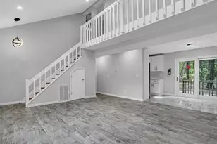 916 W Commodore Blvd, Jackson, NJ 08527 - Photo 1