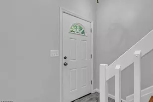 916 W Commodore Blvd, Jackson, NJ 08527 - Photo 2