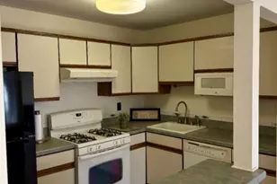 809 Woodhaven Dr, Edison, NJ 08817 - Photo 8