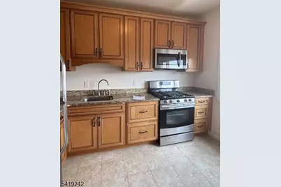 726 Garfield Ave, Jersey City, NJ 07305 - Photo 1