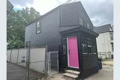 26 Duryea St, Newark, NJ 07103 - Photo 1