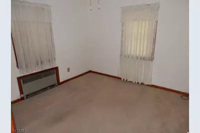 2105 Wood Ave, Roselle, NJ 07203 - Photo 10