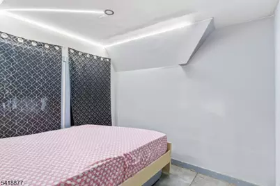 402 S 15th St, Newark, NJ 07103 - Photo 22