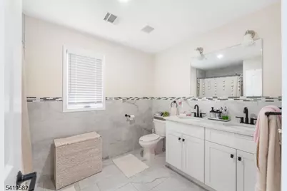 38 Center St, Belleville, NJ 07109 - Photo 18