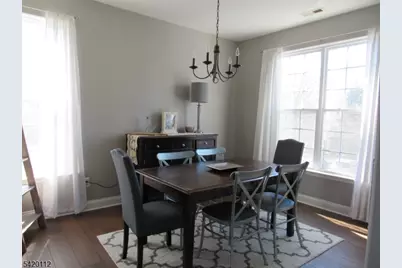 132 Limerick Ln, Lopatcong Township, NJ 08865 - Photo 4