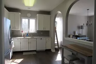 132 Limerick Ln, Lopatcong Township, NJ 08865 - Photo 6