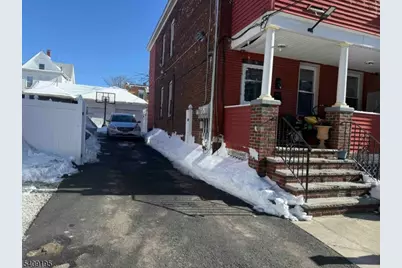 15 Harrison Pl, Clifton, NJ 07011 - Photo 2
