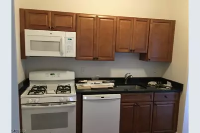 15 Harrison Pl, Clifton, NJ 07011 - Photo 4