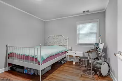 43 Woodcrest Dr, Livingston, NJ 07039 - Photo 20