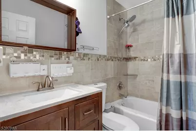 43 Woodcrest Dr, Livingston, NJ 07039 - Photo 24