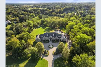 406 Caruso Ct, Branchburg Township, NJ 08853 - Photo 2