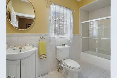 406 Caruso Ct, Branchburg Township, NJ 08853 - Photo 18