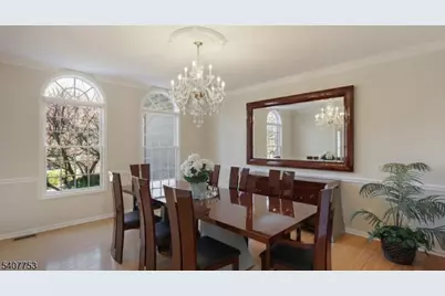 57 Briarwood Dr, Warren Township, NJ 07059 - Photo 8