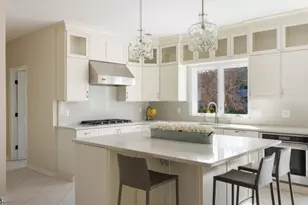 57 Briarwood Dr, Warren Township, NJ 07059 - Photo 12