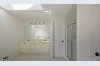 57 Briarwood Dr, Warren Township, NJ 07059 - Photo 28