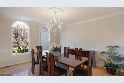 57 Briarwood Dr, Warren Township, NJ 07059 - Photo 10