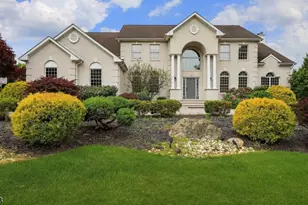 57 Briarwood Dr, Warren Township, NJ 07059 - Photo 1