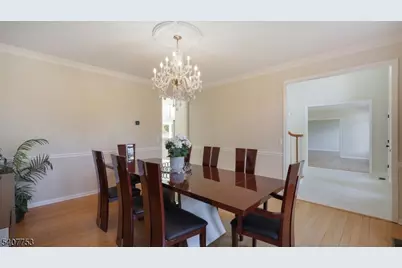 57 Briarwood Dr, Warren Township, NJ 07059 - Photo 10