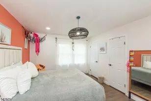 3 S Hampton Dr, Fairfield, NJ 07004 - Photo 20