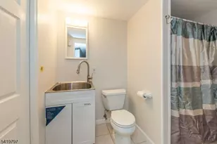 3 S Hampton Dr, Fairfield, NJ 07004 - Photo 30