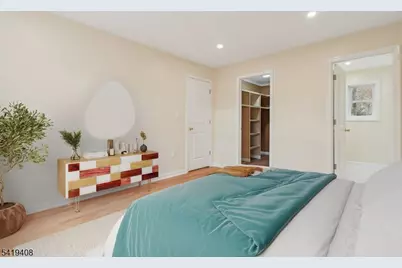 215 Summit Ave, Summit, NJ 07901 - Photo 20