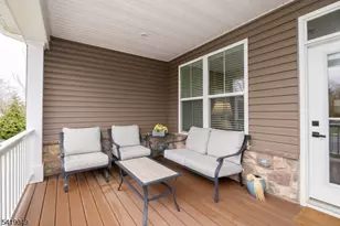 35 Sparrowhawk St, Washington Township, NJ 07882 - Photo 26