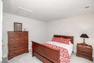 35 Sparrowhawk St, Washington Township, NJ 07882 - Photo 20