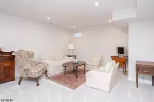 35 Sparrowhawk St, Washington Township, NJ 07882 - Photo 22