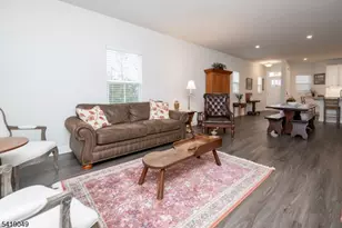 35 Sparrowhawk St, Washington Township, NJ 07882 - Photo 6