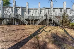 107 Franklin Ct, Raritan Township, NJ 08822 - Photo 28