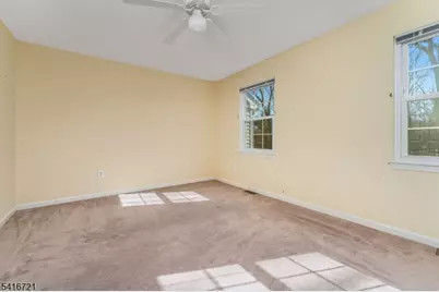 107 Franklin Ct, Raritan Township, NJ 08822 - Photo 22